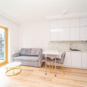 Mira Apartments II